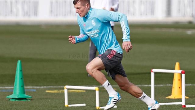 Toni Kroos, durante un entrenamiento del Real Madrid