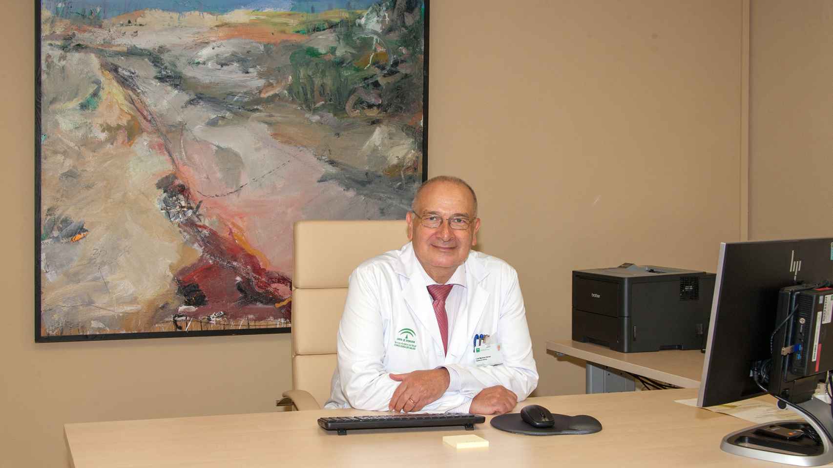 El director adjunto del hospital Covid de Sevilla,  Luis Martínez.