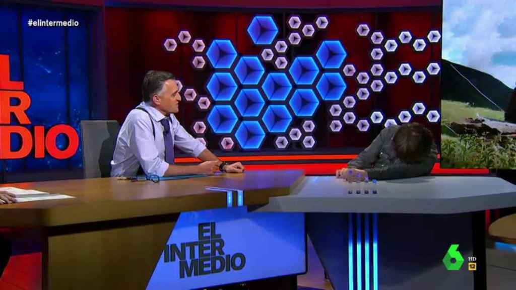 Jordi Évole ha sufrido un episodio de cataplexia en directo en 'El Intermedio' este jueves.