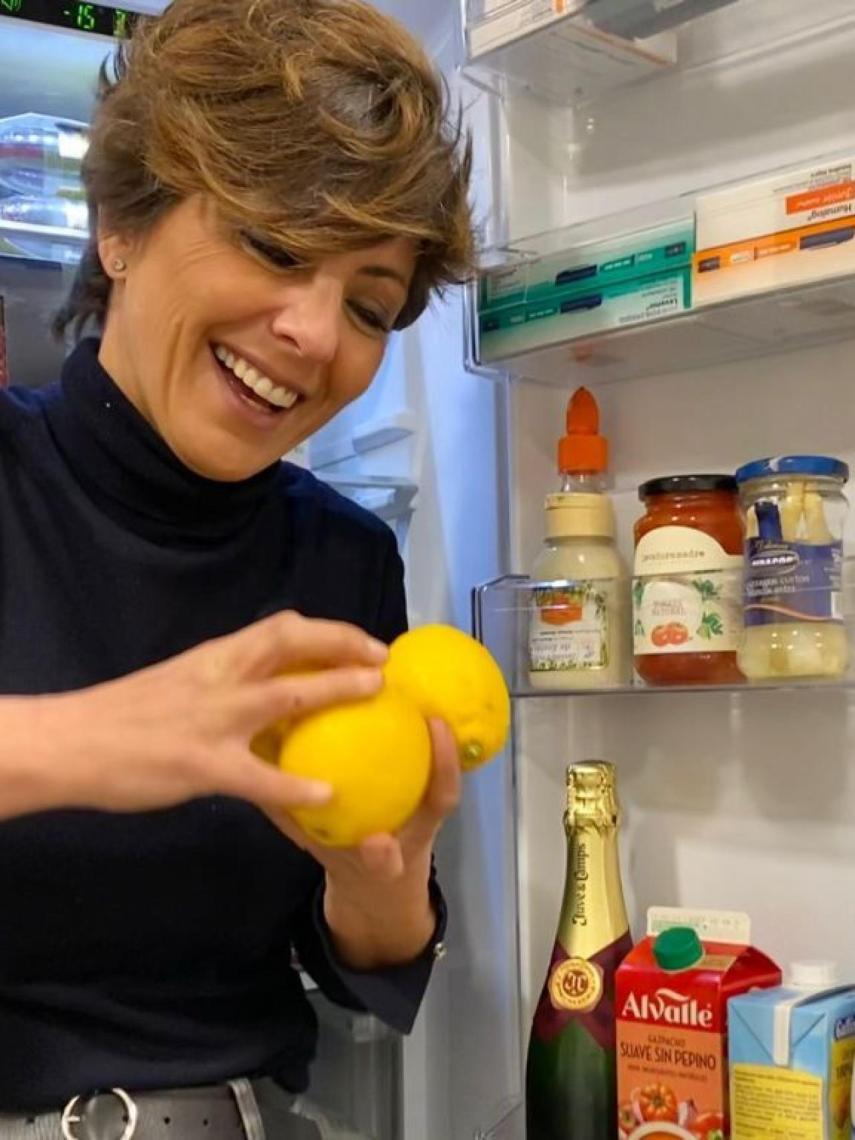 La presentadora Sonsoles Ónega explica que siempre desayuna con limones.