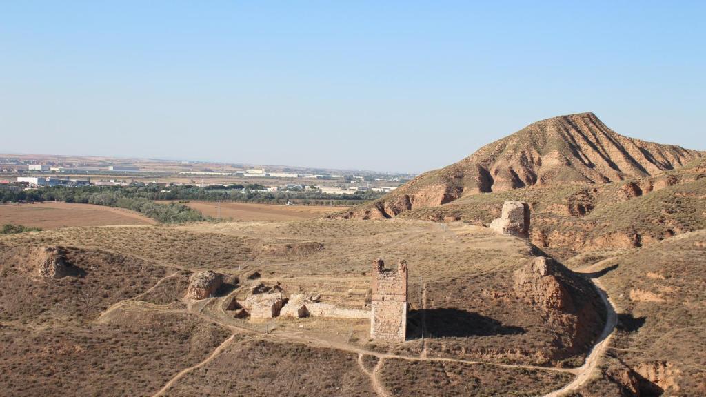Vista del castillo de Alcalá la Vieja.
