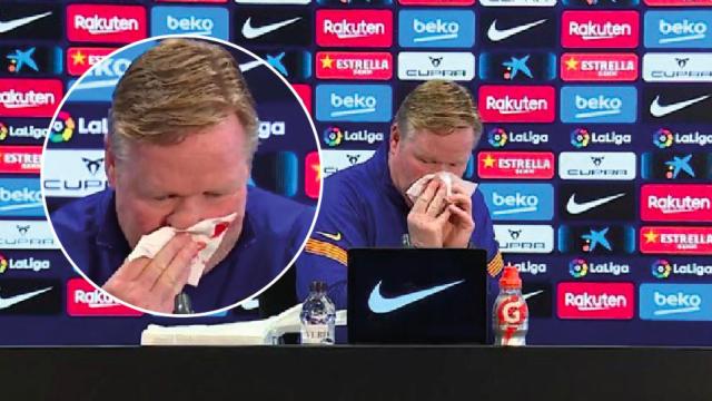 Koeman sangra por la nariz en rueda de prensa