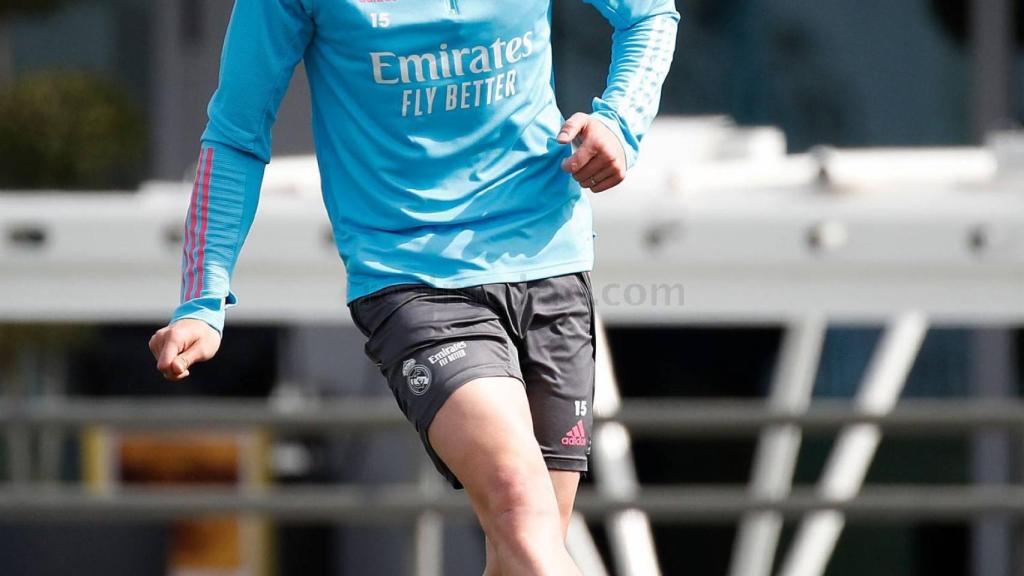 Fede Valverde durante el entrenamiento en Valdebebas
