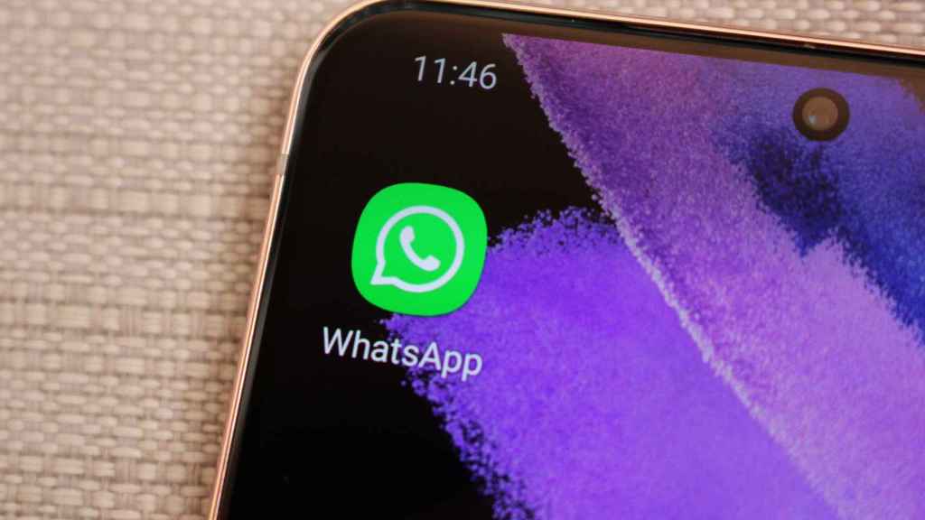 WhatsApp tiene unos ajustes de privacidad básicos que debes usar.