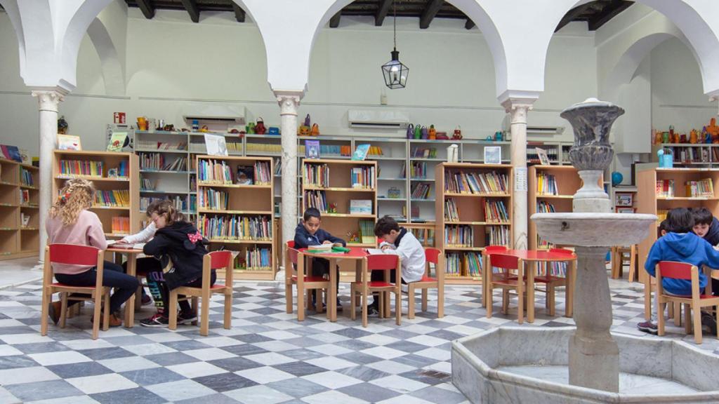 Colegio Internacional de Sevilla San Francisco de Paula, dirigido por Luis Rey.