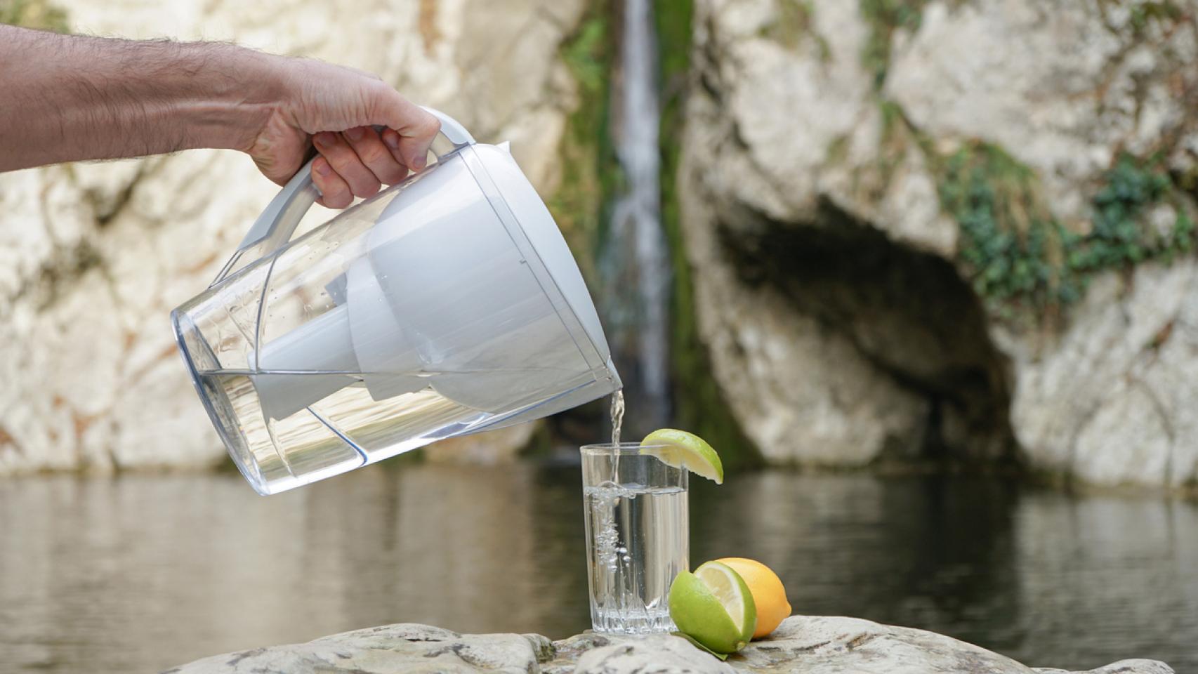 País No de moda paridad Las 3 jarras de agua con filtro más populares de Amazon