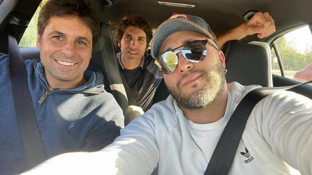 Kiko Rivera con sus hermanos Fran y Cayetano.