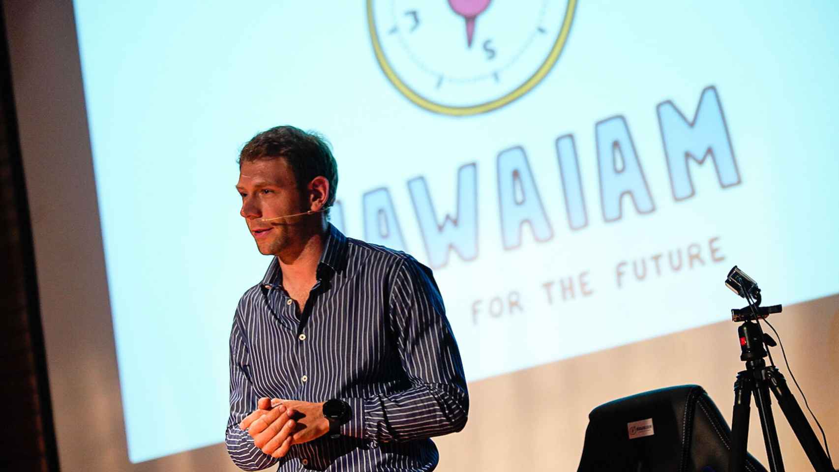 Javier Krawicki, fundador de Nawaiam, durante una conferencia.