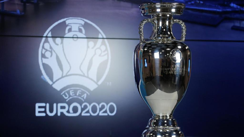 El trofeo de la Eurocopa 2020, que se celebrará en 2021