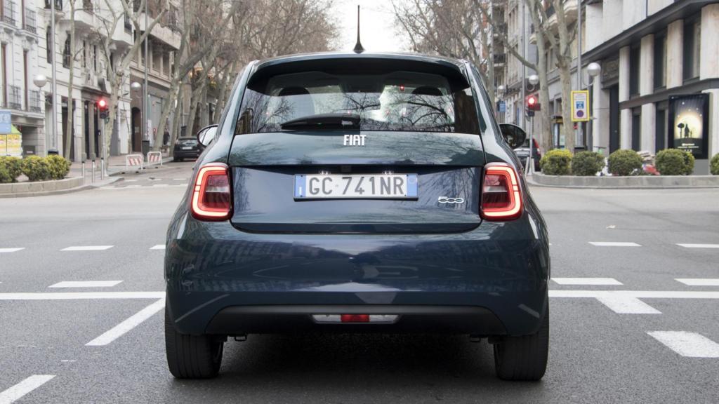 El Fiat 500 es un coche 100% eléctrico, lo que asegura una movilidad sin restricciones.