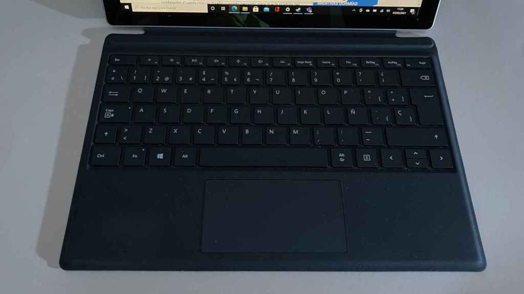 El teclado es prácticamente imprescindible en la Surface Pro 7+