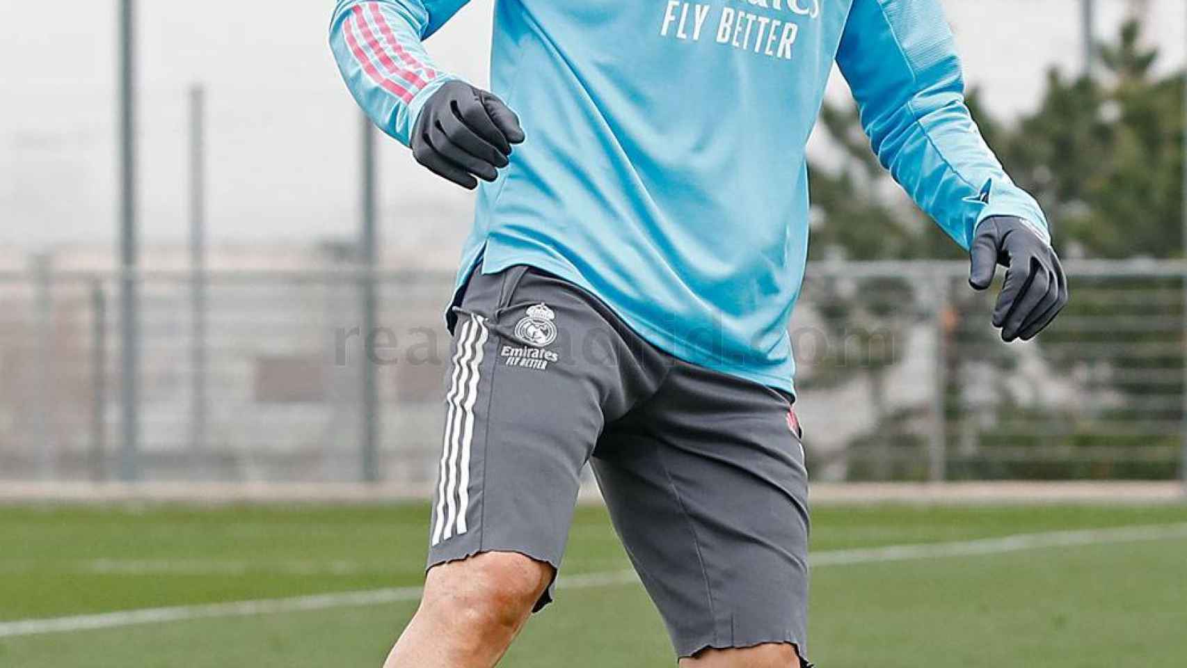 Karim Benzema, durante un entrenamiento del Real Madrid