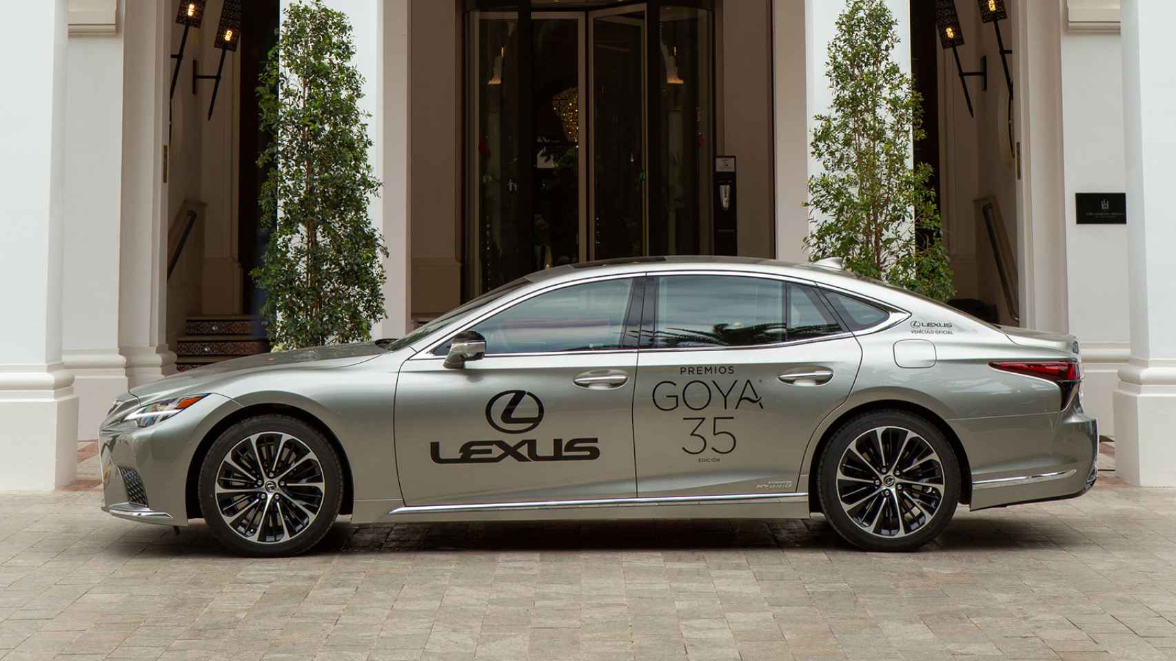Lexus celebra que ya ha vendido dos millones de unidades de electrificados.