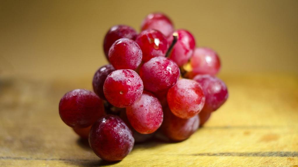 Un racimo de uvas.