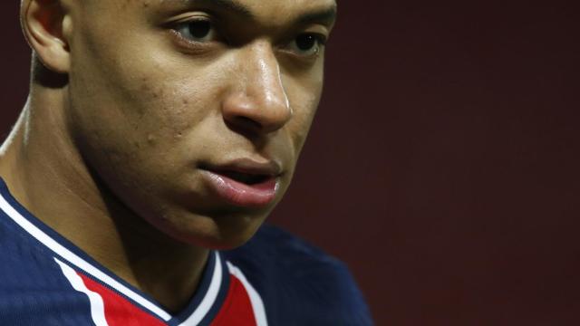 Kylian Mbappé, en un partido del PSG durante la temporada 2020/2021