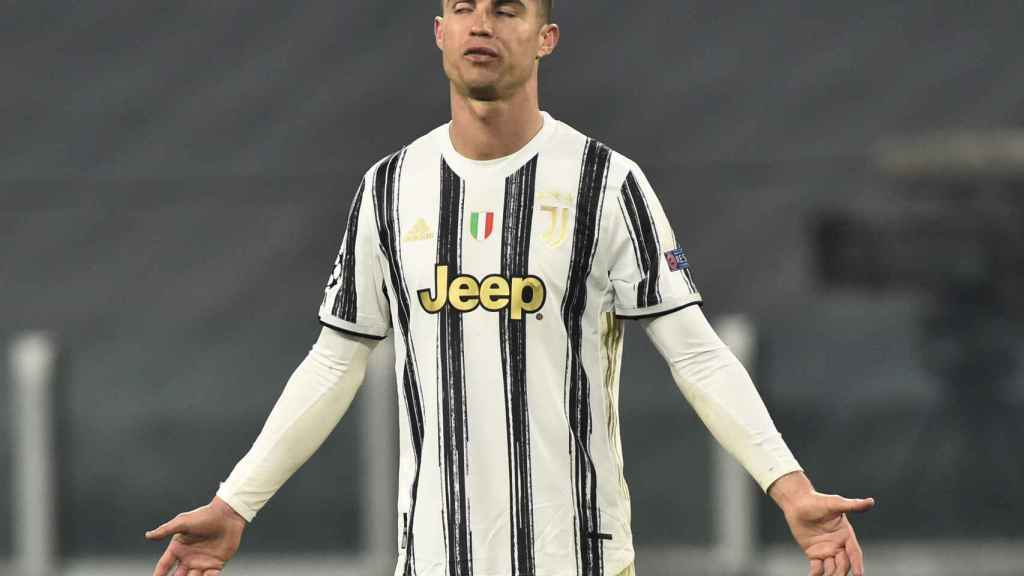 Cristiano Ronaldo se lamenta tras la eliminación de la Champions League 2020/2021