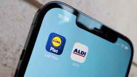 Las apps de Lidl y Aldi, frente a frente: chollos, descuentos y pagos con el móvil