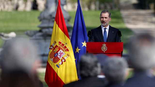 El rey Felipe VI pronuncia su discurso durante el acto de Estado de reconocimiento y memoria a todas las víctimas del terrorismo.