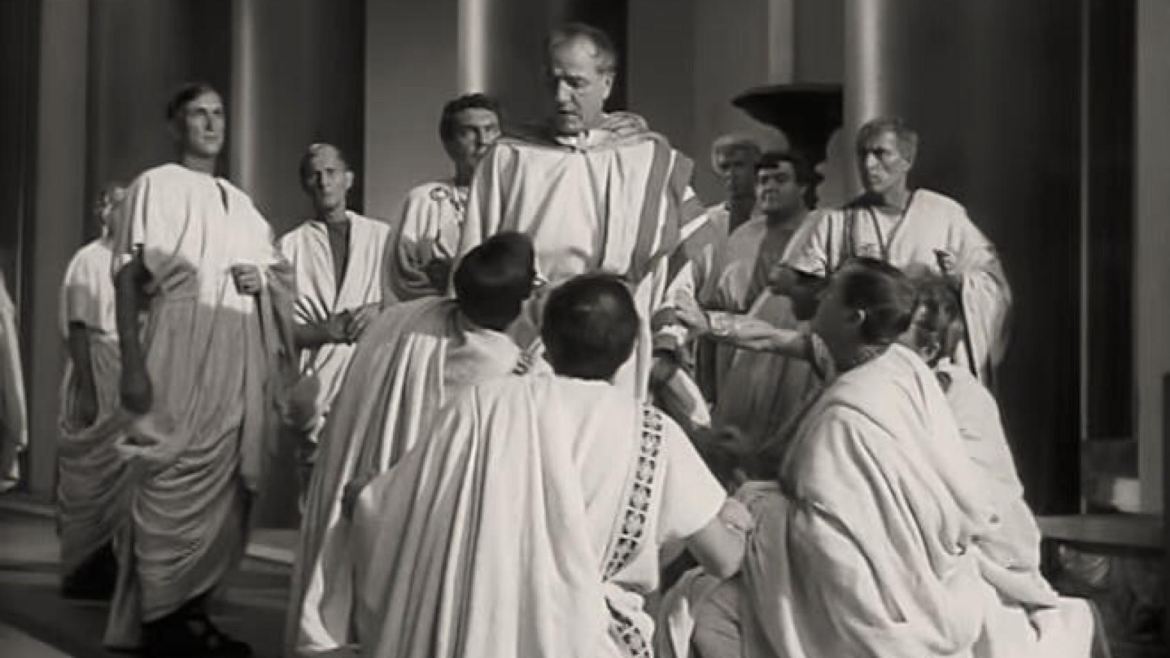 Cornice del film 'Julio César' (1953). Scena di omicidio.'Julio César' (1953). Escena del asesinato.