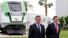 Peter Spuhler, presidente de Stadler Rail, e Íñigo Parra, presidente de Stadler Valencia.