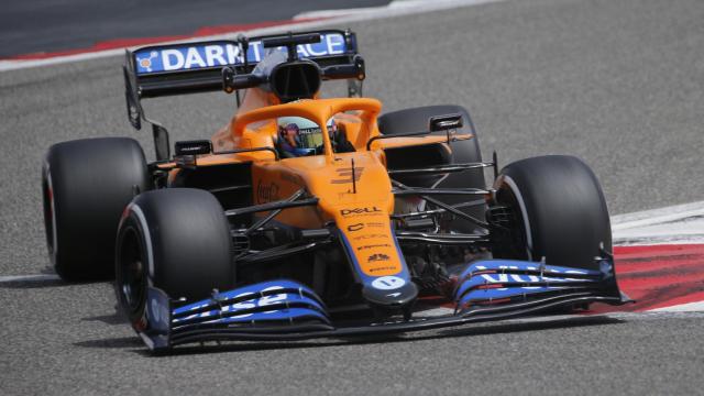 Ricciardo en los test de Bahrein con McLaren