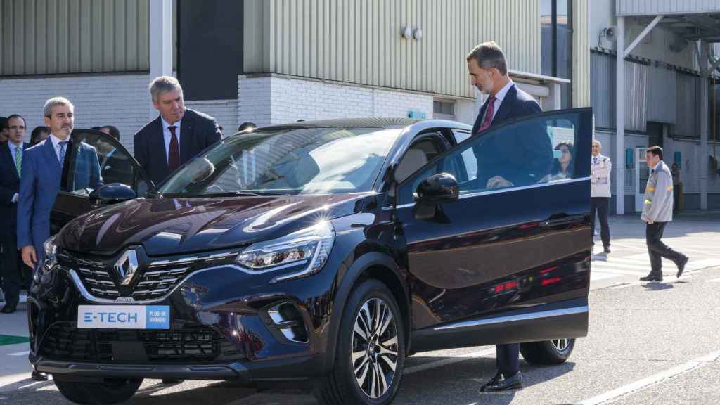 El Rey Felipe durante la última visita del monarca a Renault en la planta de Valladolid.