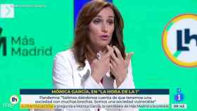 Mónica García durante la entrevista.