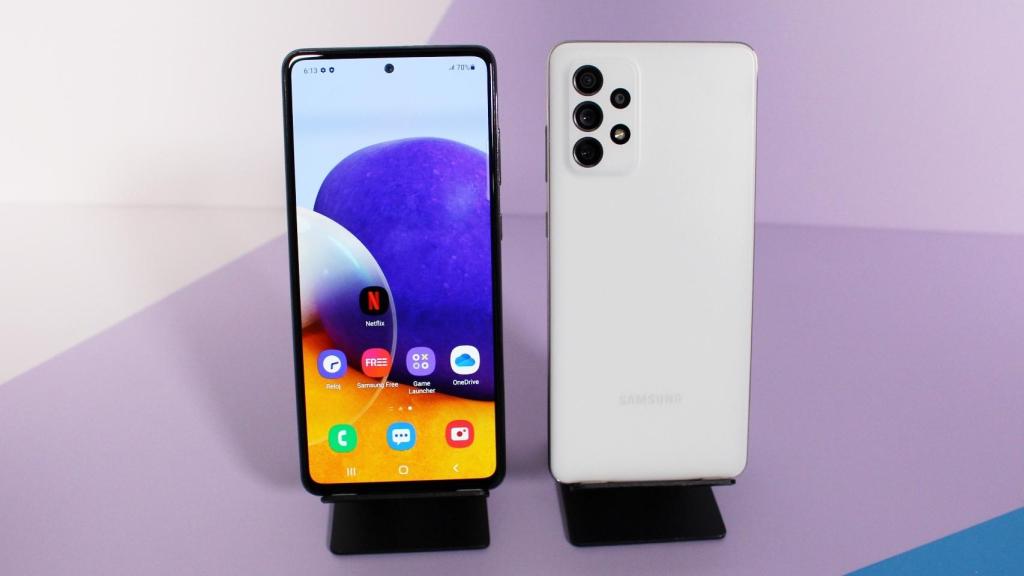Parte frontal y trasera del Samsung Galaxy A72.