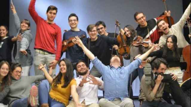 Miembros de la joven Orquesta y Coros Sonora
