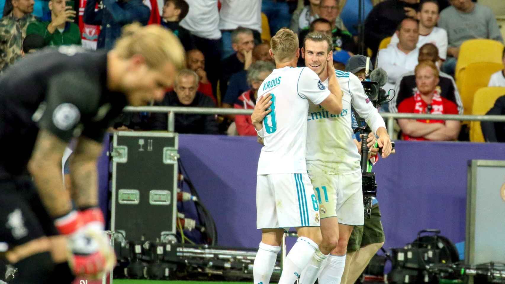 Bale y Toni Kroos celebran un gol en la final de la Champions de 2018