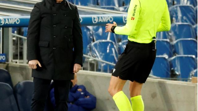 Koeman protesta una acción contra la Real Sociedad