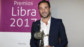 Antonio David Flores, galardonado con el Premio Libra 2017 a padre ejemplar.
