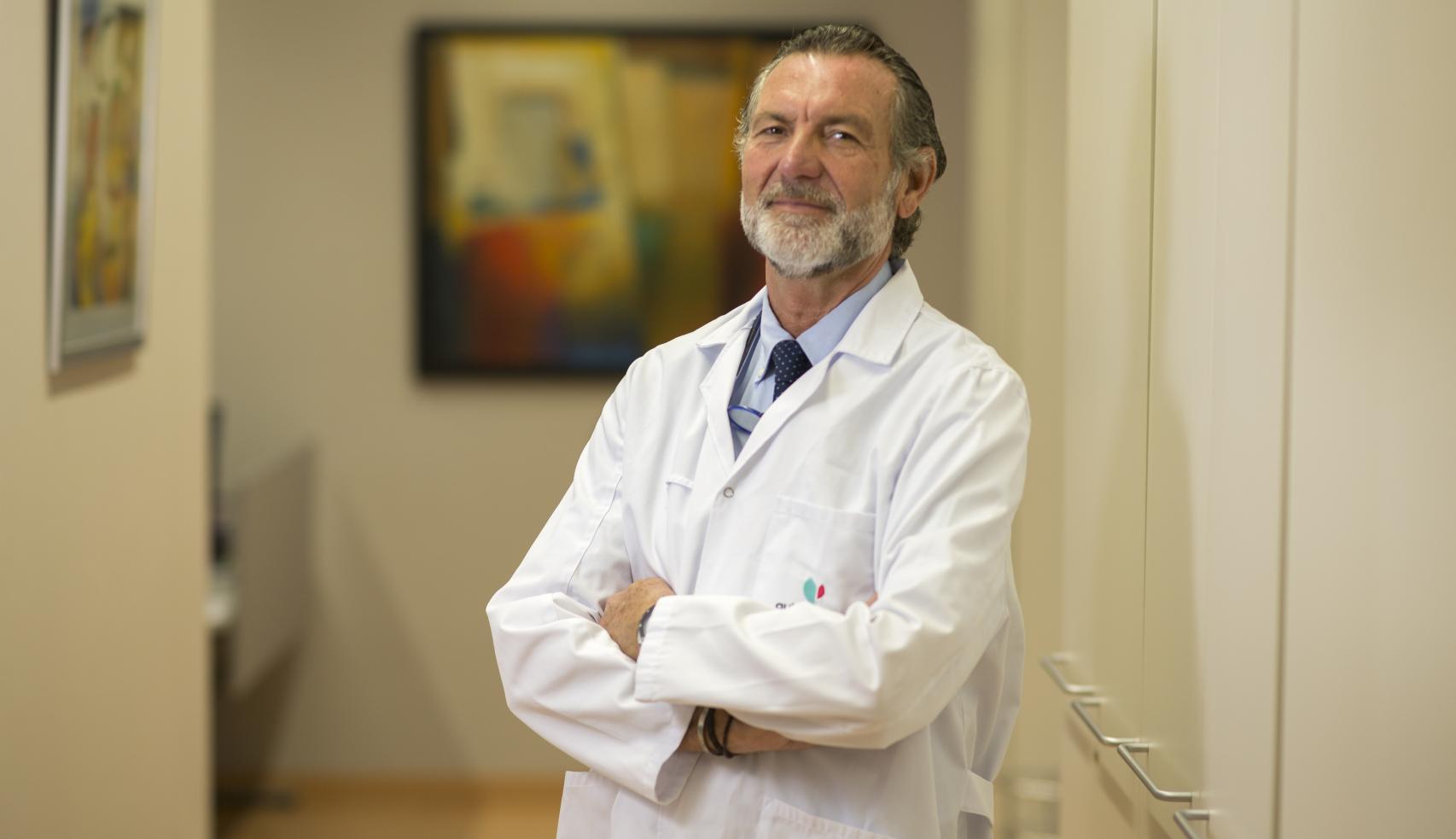 Dr. Ángel Charte.