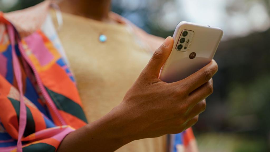 Moto G30