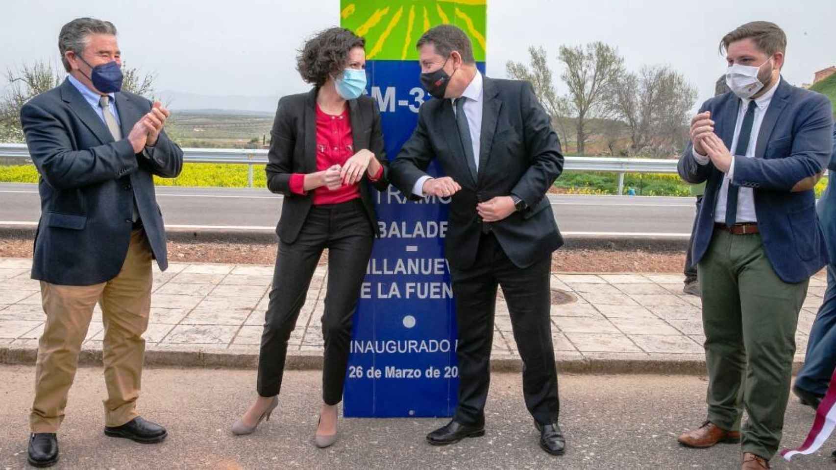 Emiliano García-Page ha inaugurado este viernes la remodelación de la carretera entre Albaladejo y Villanueva de la Fuente, en la provincia de Ciudad Real