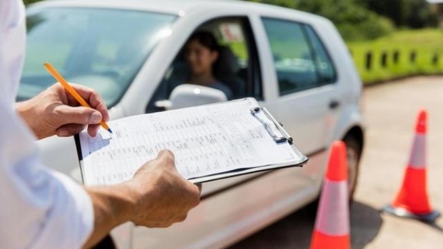 Examen del carnet de conducir.