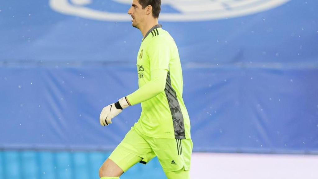 Thibaut Courtois, en un partido del Real Madrid en la temporada 2020/2021