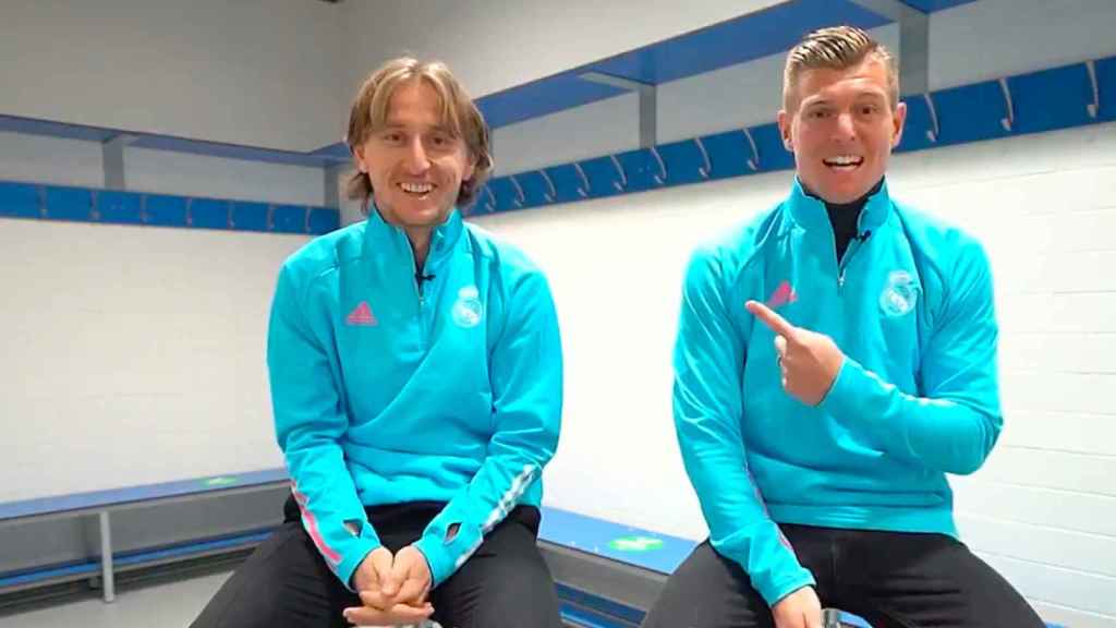 Luka Modric y Toni Kroos en una entrevista con el Real Madrid