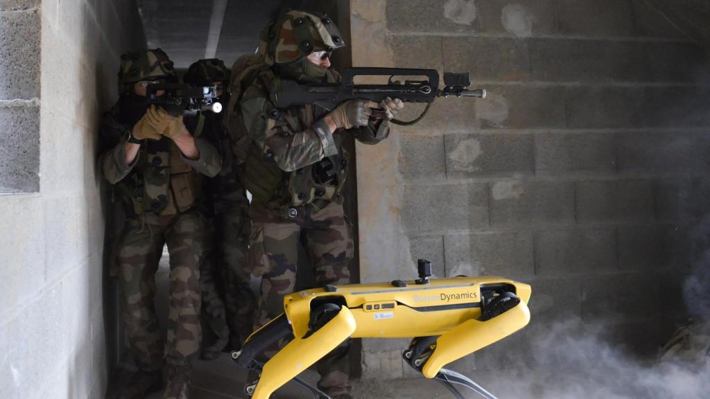 Soldado 'Spot': así usa el ejército francés al perro robótico de Boston Dynamics