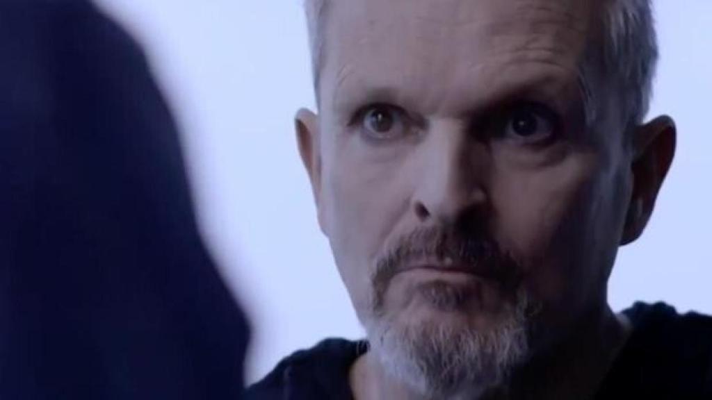 Miguel Bosé se define como negacionista.