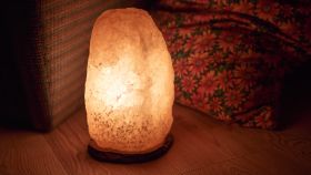 Mejora tu salud y estado de ánimo con estas lámparas de sal