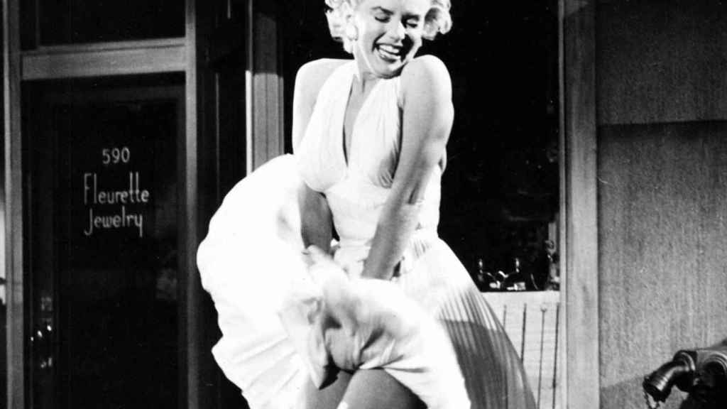 Marilyn Monroe en su mítica escena de 'La tentación vive arriba'.