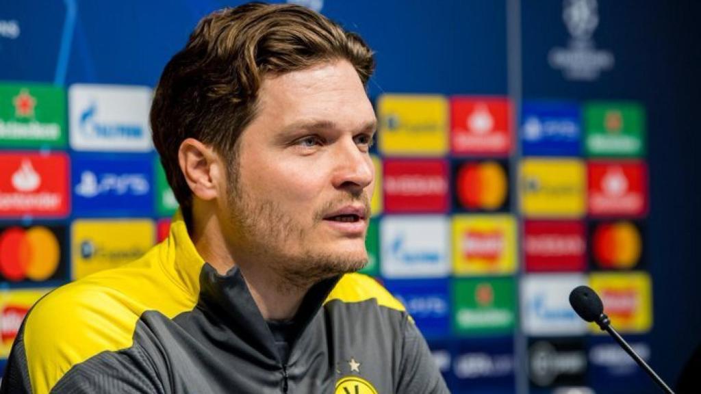 Edin Terzic, en rueda de prensa