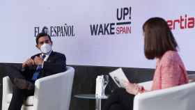 Carlos Torres Vila, presidente de BBVA, conversa con la periodista María Vega.