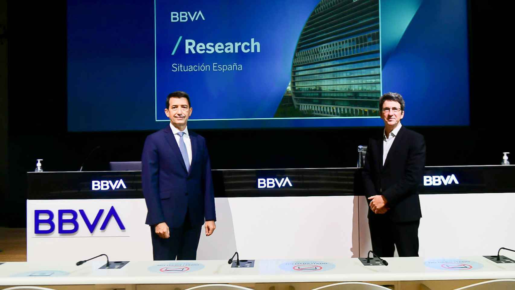 Jorge Sicilia, director de BBVA Research y economista jefe de BBVA, y Rafael Doménech, responsable de Análisis Económico.