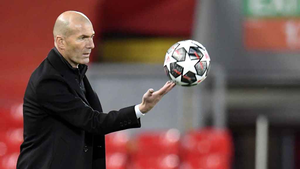 Zinedine Zidane, en Anfield