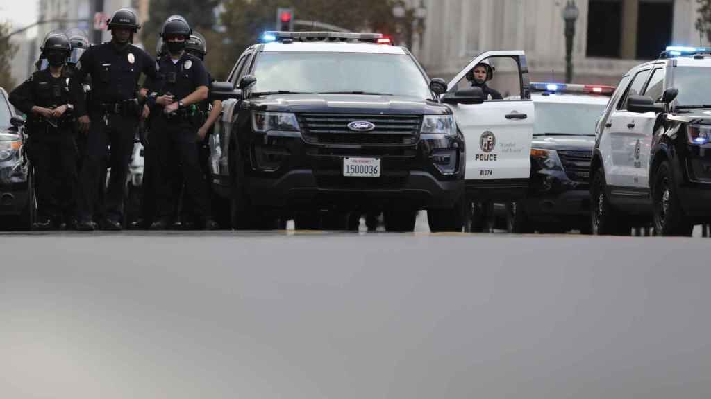 Varios coches de policía en EEUU.