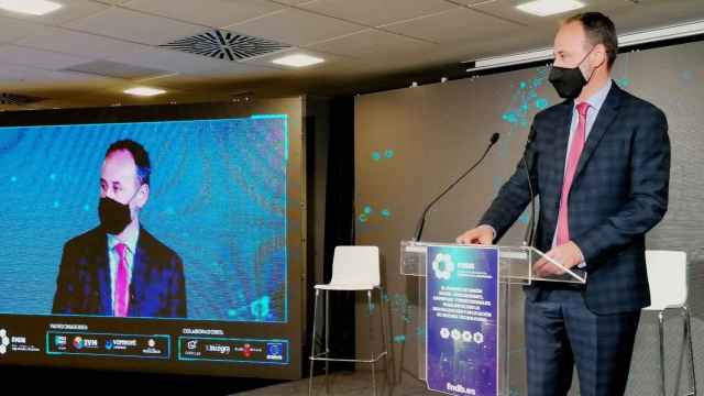 El consejero Celdrán, durante la presentación de la Federación Nacional de Digitalización y Blockchain.