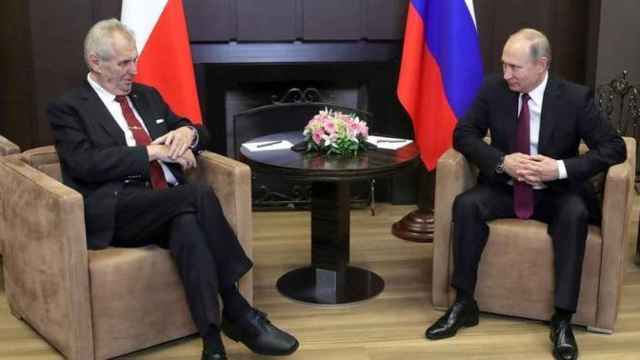 El presidente de la República Checa y su homólogo ruso.