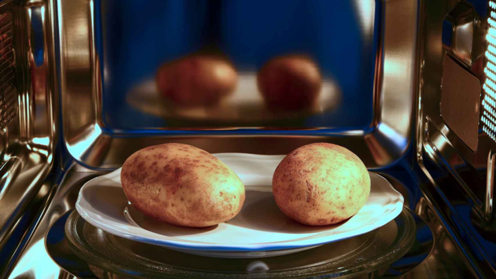 Patatas asadas en el microondas
